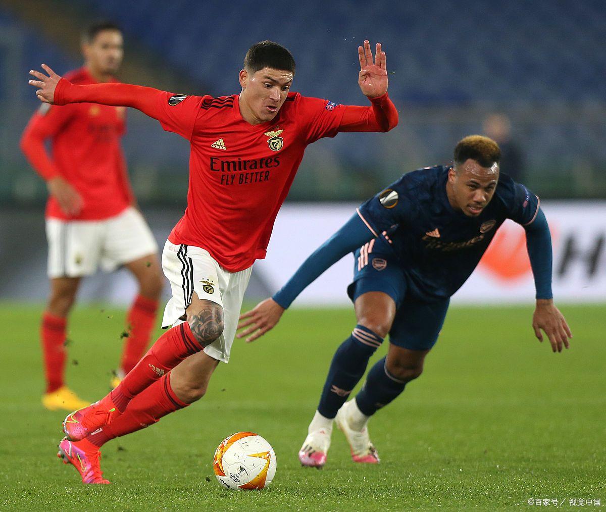 冲击联赛冠军的球队表现出色!的简单介绍 冲击联赛冠军的球队表现出色!的简单介绍