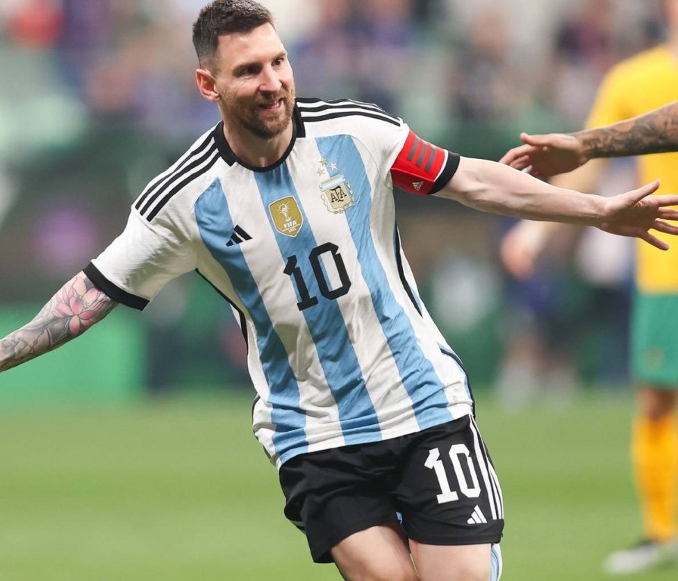 拜仁慕尼黑持续领跑,奔向冠军之路 拜仁慕尼黑持续领跑,奔向冠军之路