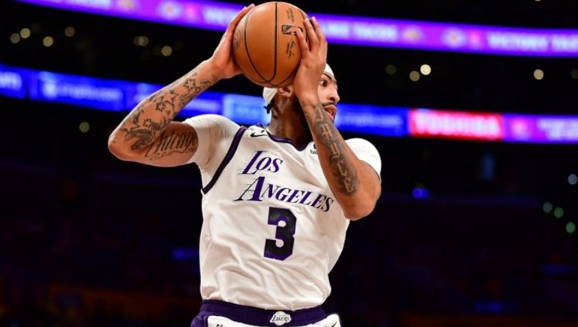 独奏发挥出色,顺利赢得西部半决赛 独奏发挥出色,顺利赢得西部半决赛