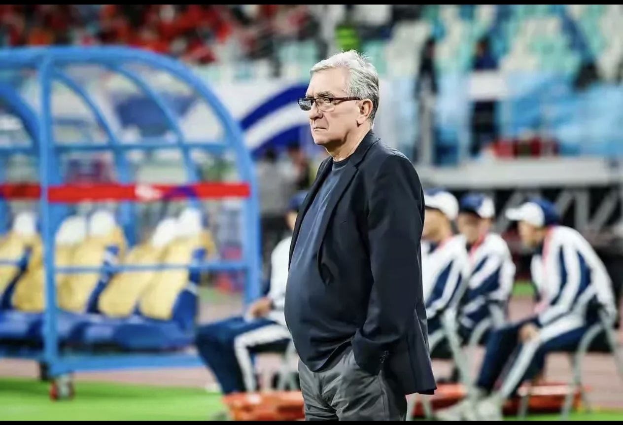 包含华联队中场因伤缺阵,球队战术或将调整的词条 包含华联队中场因伤缺阵,球队战术或将调整的词条